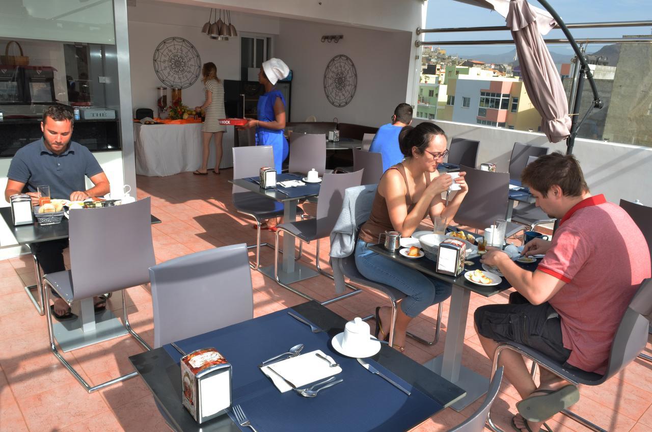 Hotel Cesaria Прая Екстериор снимка