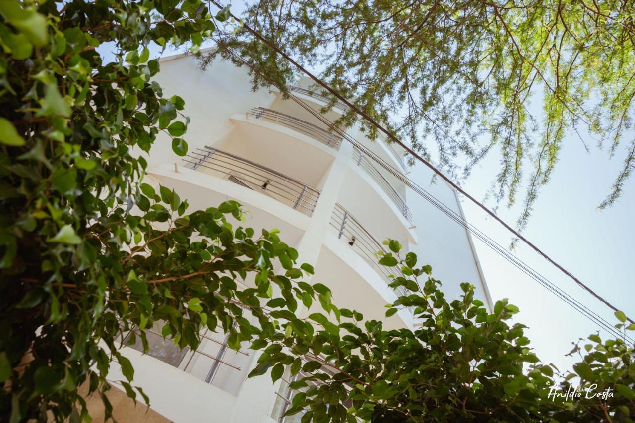 Hotel Cesaria Прая Екстериор снимка